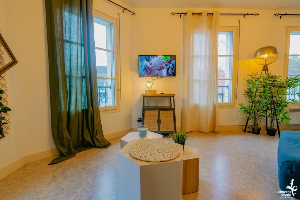 Appartement Romance Florale Troyes Dış mekan fotoğraf